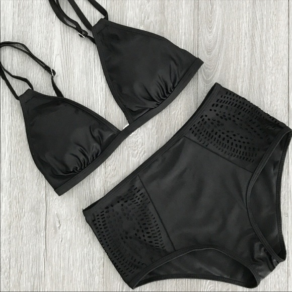 👙 Black High Waisted Bikini 👙 - Picture 2 of 8